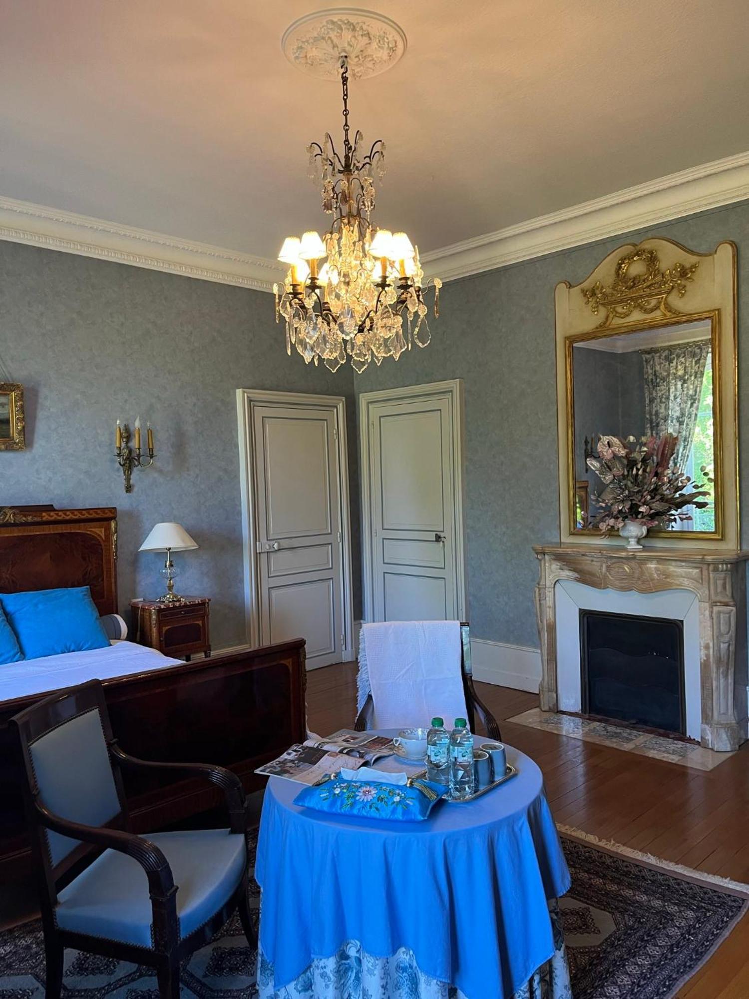 Demeure Des Payratons Bed & Breakfast Saint-Gerand-le-Puy Dış mekan fotoğraf