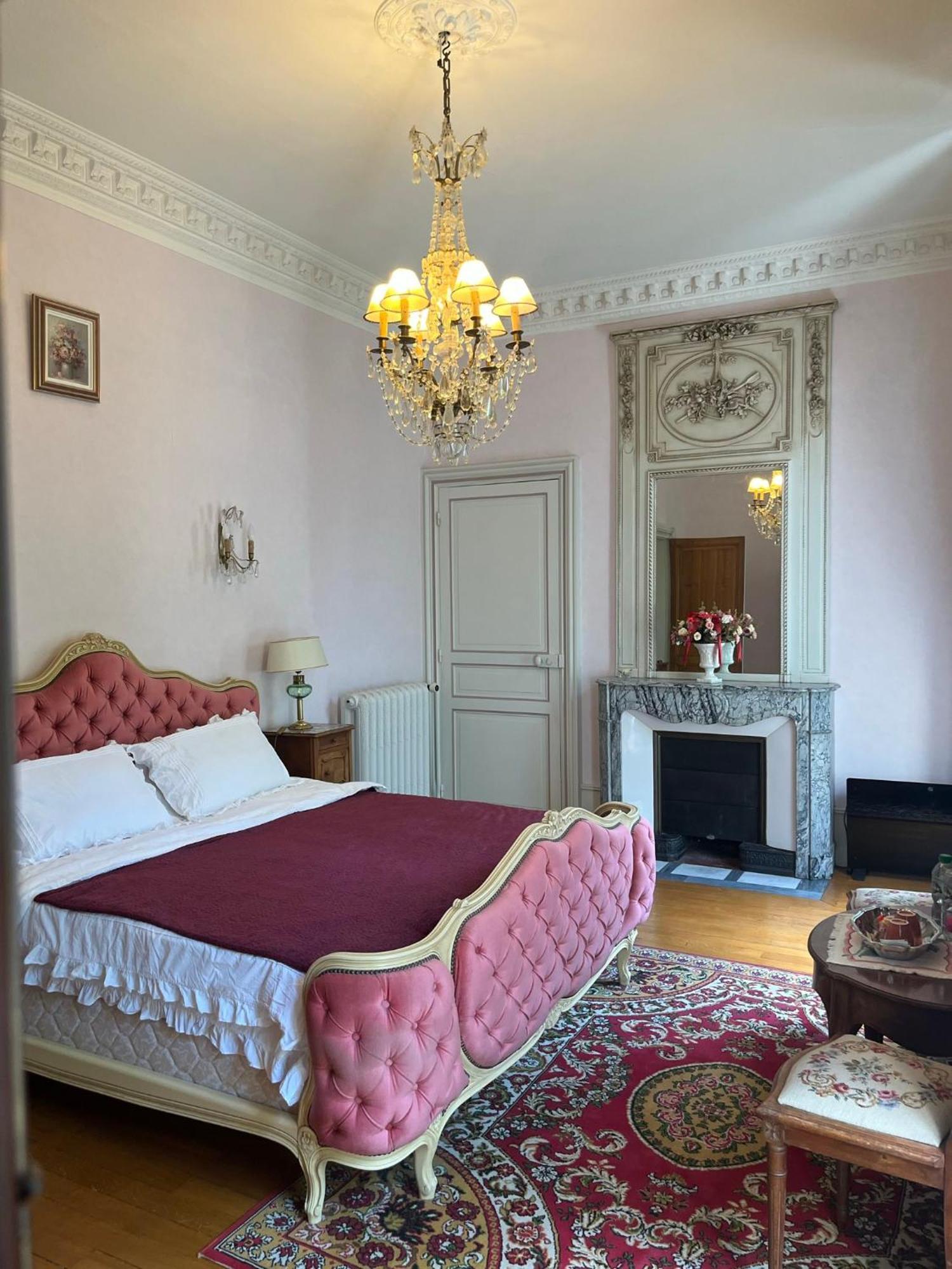 Demeure Des Payratons Bed & Breakfast Saint-Gerand-le-Puy Dış mekan fotoğraf